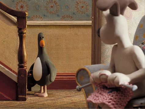 2nd best Wallace & Gromit film after Were-Rabbit.  THE WRONG TROUSERS. Wallace And Gromit Penguin, Nick Park, 2000 Cartoons, Wallace And Gromit, Animated Short Film, Aardman Animations, Animation Stop Motion, Film Watch, Evil Villains