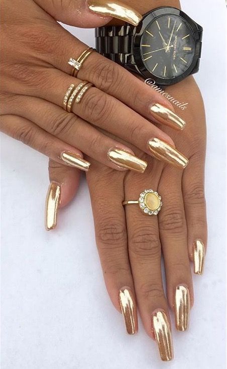 Gold Chrome Nails, Gold Acrylic Nails, Gold Nail Polish, Gold Nail Designs, Mirror Nails, Gold Nail, Metallic Nails, Nail Designs Glitter, Classy Nails