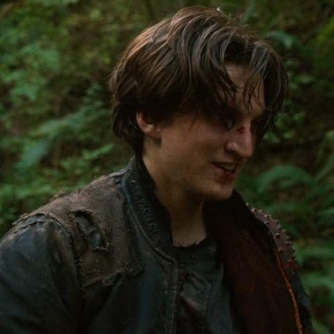 Richard Harmon The 100, Murphy The 100 Icon, John Murphy Icon, John Murphy Aesthetic, Cursed Disney, The 100 Murphy, Murphy 100, John Murphy The 100, Dystopian Men