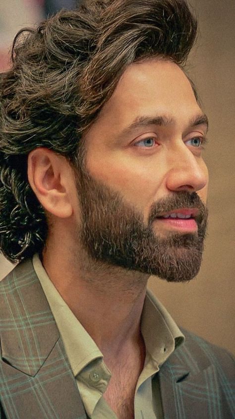 Smart Hairstyles, Nakul Mehta, Pakistani People, Medium Length Wavy Hair, Nakuul Mehta, Mens Photoshoot Poses, Beard Styles For Men, New Photo Download, Mens Haircuts Fade