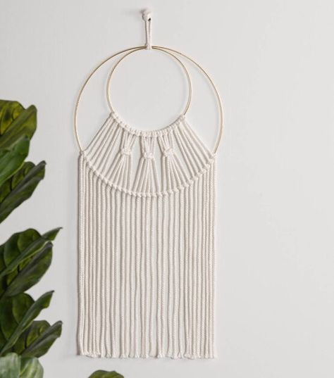 Macrame feather wall hanging