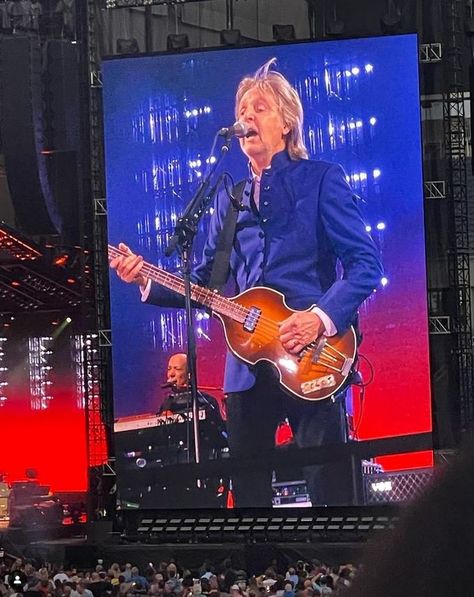 The Beatles. Paul McCartney. . Paul at Camping World Stadium, Orlando, U.S.A MAY 28, 2022 Paul Mccartney Concert, Beatles Paul Mccartney, Ringo Starr, Camping World, Paul Mccartney, The Beatles, Orlando, The Twenties, Camping