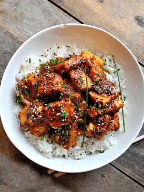 Korean Bbq Tofu, Vegan Korean Bbq, Korean Bbq Marinade, Vegan Korean Food, Rabbit And Wolves, Vegetarian Asian, Vegan Crab, Asian Vegetarian Recipes, Asian Dinner