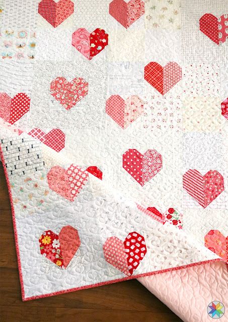 I Found A Quilted Heart Pattern, Scrappy Heart Quilt, Heart Quilt Patterns, Valentine Quilts, Seasonal Quilts, Fat Quarter Quilt Pattern, Heart Quilts, Charity Quilts, Modern Quilting Designs