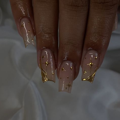 Book your next nail appt today! @bratcrylix - Not able to book? Order your next custom made press on set @bratcrylix with the order form in my bio! Check "press ons" highlight for more info🤗 - #atlnails #atlnailtech #atlnailsalon #atlantanails #atlantanailsalon #atlantanailtech #cummingganails #cummingganailsalon #cummingnails #cummingnailtech #alpharettanails #alpharettanailtech Good Nails Designs, Gold Nails With Design, Gold Nails Inspiration, Gold Winter Nails, Simple Coffin Nails, Nude Nails With Gold, Gold Accent Nails, Acrylic Nail Designs Coffin, Posh Nails