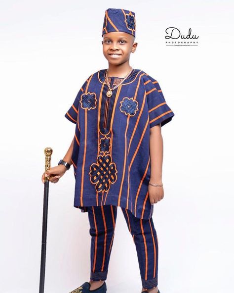 Ankara Style For Boys, Ankara Styles For Boys, Kid Dresses, Kitenge Designs, Nigerian Outfits, Latest African Men Fashion, African Shirts For Men, African Dresses For Kids, Aso Oke