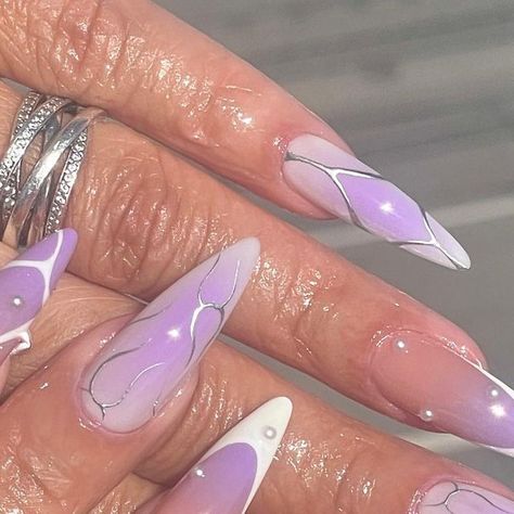 Trendy Baddie Nails, Airbrush Nail Designs, Nails Airbrush, Airbrush Nail Art, Miami Trip, Summer Nails Almond, Hand Poses, 3d Nail Designs, Miami Nails