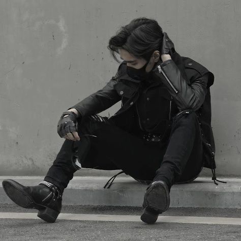 Punk Aesthetic Boy, Edgy Male Outfits, Body Harness Outfits, Gangster Outfit, Bleaching Clothes, Boots Outfit Men, Techwear Outfits, Lesbian Fashion, Mens Fashion Edgy