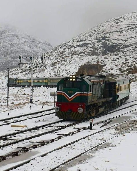 1,968 Likes, 15 Comments - Wonderful Pakistan (@wonderful.pakistan) on Instagram: “Kolpur, Quetta, Balochistan. 📸 Usman Yaseen  #wonderfulpakistan #flashh_pakistan #dawndotcom…” Quetta Balochistan, Pakistan Railways, Railway Jobs, Railway Track, Train Journey, Islamic Republic, Jobs In Pakistan, South Asia, Railway Station