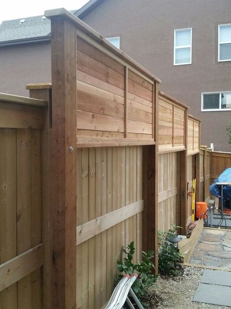 Privacy Fence Landscaping, Privacy Fence Ideas, Diy Privacy Screen, Garden Privacy Screen, Privacy Fence Designs, Patio Privacy, Privacy Landscaping, Garden Privacy, Ideas For Gardens