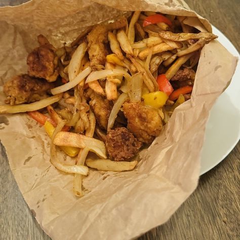 Irish Spice Bag - Blythes Blog Irish Spice Bag Recipe, Spice Bag Recipe, Fried Chicken Pieces, Spice Bag, Crispy Fries, Chicken Pieces, Crispy Fry, Son In Law, Peppers And Onions