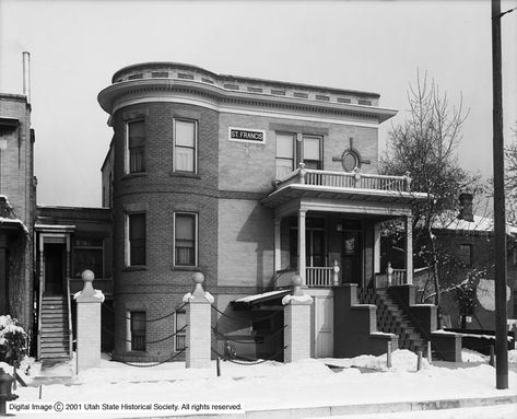 Classic Salt Lake City. - Page 10 - SkyscraperPage Forum Salt Lake City History, Utah History, Salt Lake City Downtown, City Downtown, City Homes, Ancient Greek Architecture, Grand Mosque, Victorian Houses, Mayan Ruins