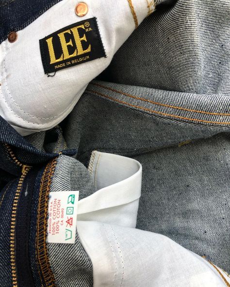 Lee Super Flare - 70s heavy denim, unworn with tags still attached. Waist: 74cm F.Rise: 25,5cm Seat: 94cm Inseam: 81cm Asking price 2000sek Dm for purchase. #newoldstock #leejeans #vintagefashion #deadstock #70s #rawdenim Union Made, Raw Denim, Lee Jeans, Vintage Fashion, Tags, On Instagram