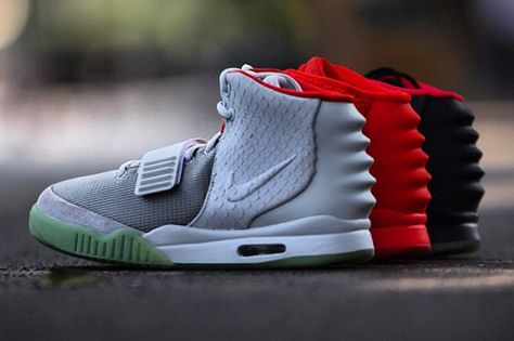 Mark December 27 on the Calendars: Footlocker Announces Online-Only Launch of Nike Air Yeezy II Nike Company, Yeezy Collection, Air Yeezy 2, Yeezy 2, Air Yeezy, Hypebeast Streetwear, Dope Swag, Streetstyle Outfit, Sneaker Release