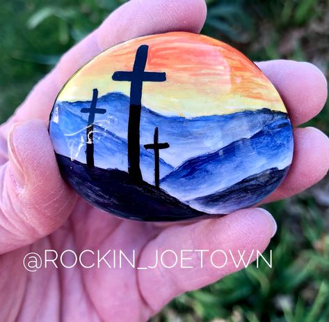 528…Dropped some Easter rocks tonight…nothing like waiting until the last minute 😳 #paintedrocksofinstagram #kindnessrocksproject #stjosephmissouri #stjosephmorocks #kindnessrocksstj #rockart #paintedpebbles #funart #stonepainting #procrastination Easter Rock Painting Ideas Simple, Easter Painted Rocks Easy, Painted Easter Rocks, Easter Rocks Painting Ideas, Easter Rock Painting Ideas, Easter Rock Painting, Lent Art, Retirement Crafts, Panted Rocks