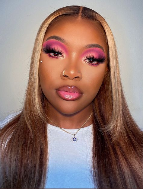 Pink Glam Makeup Black Women, Soft Pink Makeup Looks Black Women, Pink Eyeshadow Looks Black Women, Full Glam Makeup Looks Black Women, Popular Nail Ideas, Dark Skin Eyeshadow, Facial Art, Artsy Makeup, Pink Eyeshadow Look