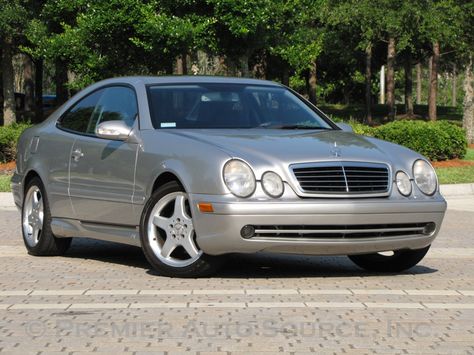 2002 Mercedes CLK430.  This piece of German technology was my nemesis in the early 2000s.  My husband gave her a lot of attention. Early 2000s Cars, 2000s Mercedes, Mercedes Clk 430, 2000s Cars, Manifest Life, Old Mercedes, Mercedes Clk, Scary Wallpaper, Mechanical Art