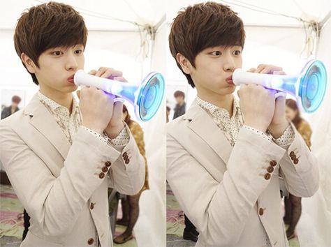 Sungjae being Sungjae  ft. Btob lightstick Btob Lightstick, Sungjae Btob, Yook Sungjae, Ulzzang Boy, Meme Faces, Super Funny, Pasta, Disney Characters, Bonito