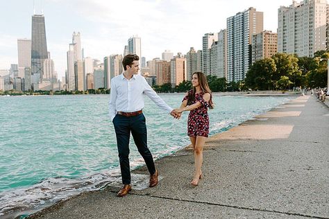 Skyline Engagement Photos, Engagement Photos Chicago, Chicago Spring, Chicago Engagement Photos, Chicago Riverwalk, Illinois Chicago, Spring Engagement Photos, Chicago Wedding Photography, Chicago Engagement