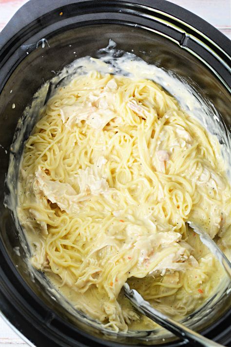 Angel Crockpot chicken breasts with cream of chicken soup and cream cheese in a creamy sauce. One pot meal with with angel hair pasta. Crockpot Chicken Breasts, Angel Pasta, Chicken Angel Hair Pasta, Angel Chicken, Crockpot Chicken Breast, Chicken Casseroles, Creamy Garlic Chicken, Chicken Crockpot, One Pot Meal