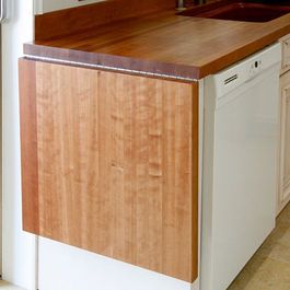 I like this idea for extra bench space Hinged Countertop, Cherry Kitchen Island, Kitchen Sink Drainboard, Custom Butcher Block, Cherry Kitchen, Up House, Butcher Block Countertops, Wood Countertops, Trendy Kitchen