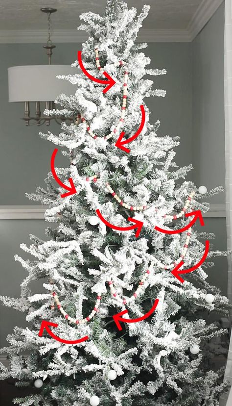 How To Decorate A Large Christmas Tree, How To Decorate Ribbon On Christmas Tree, Red White Black Christmas Tree, Christmas Tree With Large Ornaments, Add Ribbon To Christmas Tree, Bow On Christmas Tree, White Lights Christmas Tree, Simple Christmas Tree Decor Ideas, Decorate Christmas Tree Like A Pro