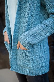 Ravelry: Straight and Arrow Cardigan pattern by Stacey Gerbman Cable Cardigan Knitting Patterns, Ladies Cardigan Knitting Patterns, Womens Knitting Patterns, Knitting Patterns Free Sweater, Knit Cardigan Pattern, Waiting Patiently, Knitting Patterns Free Cardigans, Cozy Cardigan, Cardigan Pattern