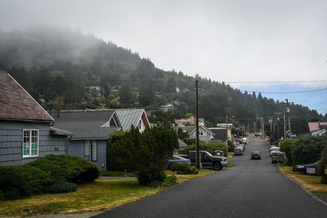 Oregon Aesthetic, Yachats Oregon, Arcadia Bay, Funny Feeling, Cannon Beach, Life Is Strange, Oregon Coast, Gravity Falls, Pacific Northwest