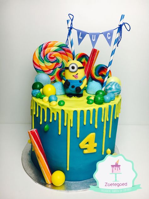 Minion Drip cake Minion Candy Drip cake Made by Zoetegoed.com Candy Drip Cake, Minions Birthday Cake, Minion Candy, Cake Minion, Minions Cake, Minion Birthday Cake, Minions Birthday, Minions Party, Pear Cake