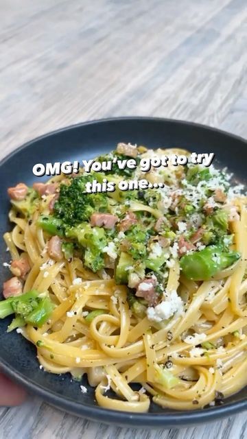 Joe Wicks, Body Coach, Pad Thai, Wicks, Italian Recipes, Broccoli, Spaghetti, Pasta, The Incredibles