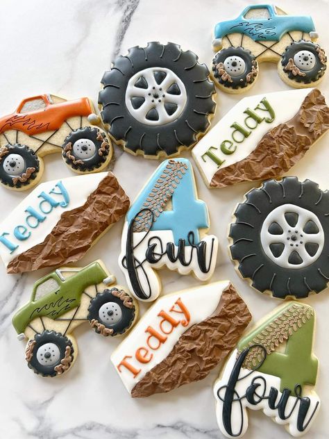 Monster Truck Cupcakes, Monster Truck Birthday Cake, Truck Cookies, Monster Truck Cookies, Monster Jam Birthday Party, Monster Jam Birthday, Monster Jam Party, Truck Birthday Cakes, Monster Truck Cake