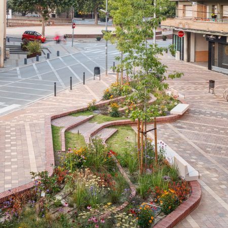 Small Plaza Design Architecture, Landscape Architecture Small Space, Entry Plaza Design, Commercial Street Design, Urban Plaza, Landscape Plaza, Moss Design, Road Pavement, Plaza Design