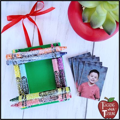 Student Made Christmas Parent Gift Ideas Crayon Picture Frame, K4 Crafts, Parent Gift Ideas, Preschool Christmas Ornaments, Preschool Christmas Gifts, Picture Frame Ornament, Class Crafts, Preschool Christmas Activities, Christmas Preschool