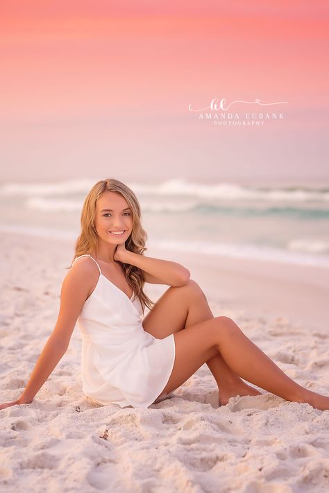 Beach Pictures Poses Senior, Senior Beach Photoshoot Ideas, Individual Beach Pictures, Unique Senior Pictures Beach, Female Beach Poses, Senior Pictures On The Beach Photo Ideas, Beach Portrait Poses, Beach Senior Session, Poses For Beach Photos