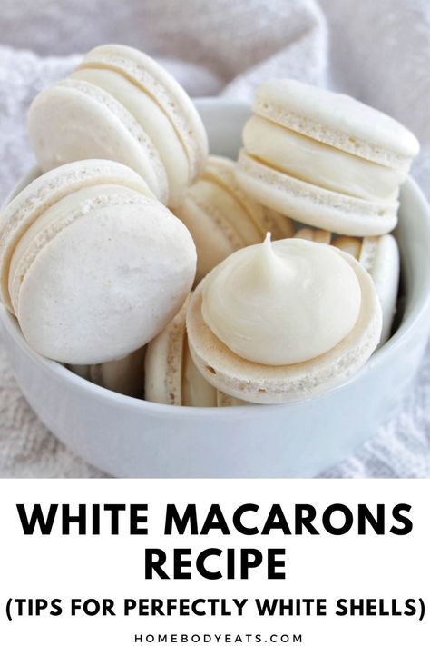 I want to learn how to make white macarons. This post has been so helpful for making macarons shells that are perfectly white. These pure white macarons are filled with a white chocolate ganache, which is so, so delicious! I'm so excited to finally learn how to bake white macarons that don't darken in the oven. Chocolate Ganache For Macarons, Ganache For Macarons, Maccarone Recipes, Macaron Filling Recipe, Macaron Fillings, White Chocolate Ganache Filling, White Macarons, White Ganache, Ganache Macaron