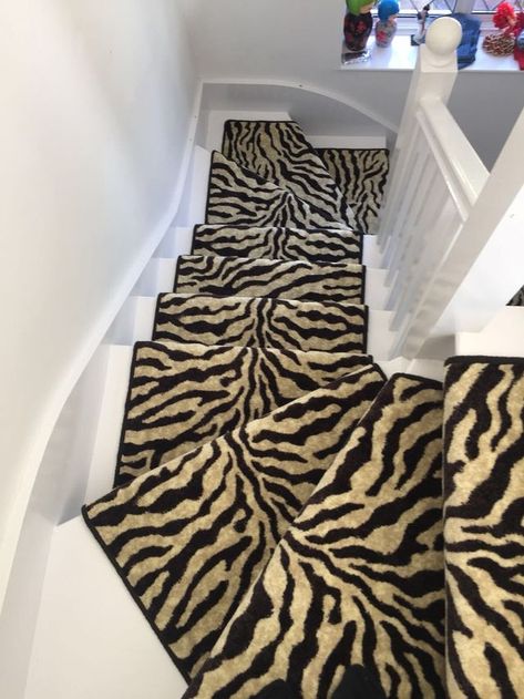 Skins 2 Zebra Zebra Carpet, Animal Print Chair, Animal Print Carpet, Print Rugs, Hall Ideas, Zebra Wall, Animal Print Decor, Living Room Decor Furniture, Rugs Runners