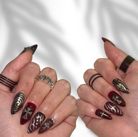 Nana Osaki Nails, Nana Inspired Nails, Nana Nails, Red Nail Art, Nana Osaki, Y2k Nails, Really Cute Nails, Fire Nails, Nails Inspo