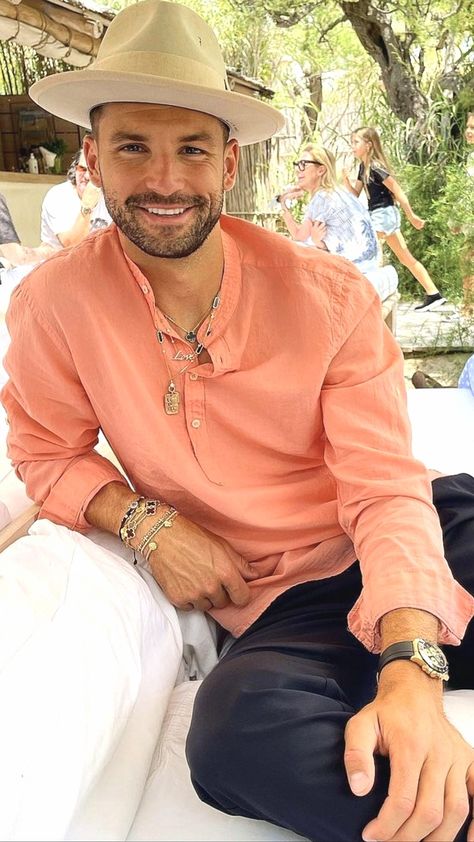 grigor dimitrov Dimitrov Grigor, Grigor Dimitrov, Ladies And Gentlemen, Cool Music Videos, Lady And Gentlemen, Tennis Players, Future Husband, Panama Hat, How To Introduce Yourself