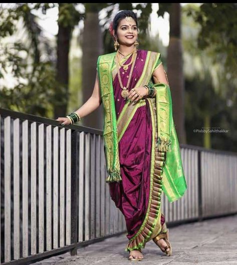 Aafreen Boutique 9579570263 Thailand Dress, Kashta Saree, Indian Bride Poses, Half Saree Function, Indian Bride Makeup, Funniest Jokes, Nauvari Saree, Saree Wearing Styles, Saree Wearing