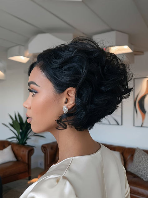 25 Top Pixie Cut Curly Hair Ideas for 2025: Short Styles for Round, Oval, Heart, and Chubby Faces Bold Blonde Highlights, 3c Curls, Pixie Cut Curly, Cut Curly Hair, Pixie Cut Curly Hair, Black Pixie Cut, Curly Hair Ideas, Styles For Black Women, Side Curls