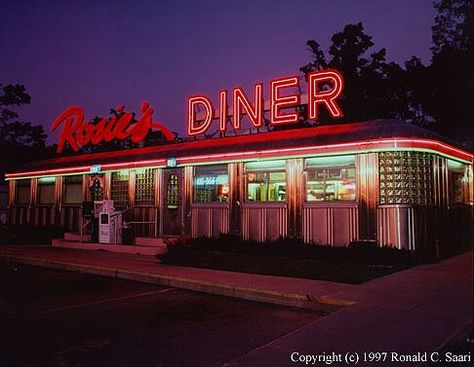 Diner Exterior, Old Diner, 1950s Diner, Rockabilly Lifestyle, 50's Diner, 50s Diner, Vintage Diner, Retro Diner, American Diner