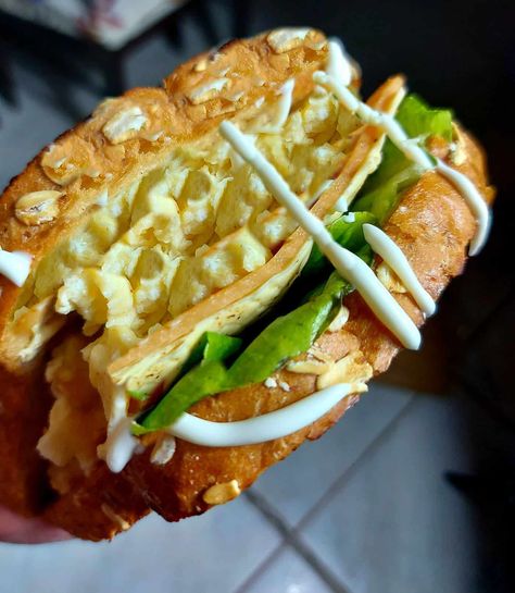 Korean Egg Drop Sandwich Recipe Korean Egg Drop Sandwich, Korean Egg Drop, Egg Drop Sandwich, Korean Egg, Egg Sandwich Recipe, Breakfast Sandwich Recipes, Scrambled Egg, Egg Drop, Egg Sandwiches