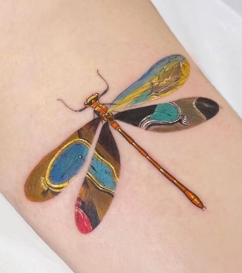 Dragonfly Tattoos, Dragonfly Tattoo Design, Beautiful Dragonfly, Saved Tattoo, Bug Tattoo, Insect Tattoo, Chest Tattoos For Women, Hand Tattoos For Women, Wrist Tattoos For Women