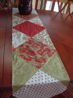 Every Day Table Runner, Easy Quilted Table Runners Patterns Free, Jelly Roll Table Runner Patterns Free, Table Runners Diy Easy, Easy Table Runner, Christmas Table Runner Pattern, Quilted Table Runners Christmas, Easy Table, Table Runner Tutorial