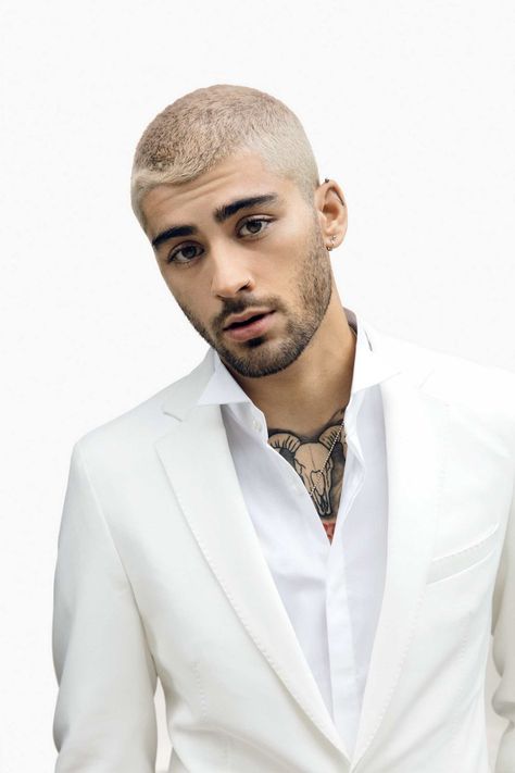 Zayn for British GQ Mens Wavy Haircuts, Zayn Malik Photoshoot, Mens Haircuts Straight Hair, Trendy Mens Hairstyles, Mens Medium Length Hairstyles, One Direction Zayn Malik, Zayn Malik Style, Gambar One Direction, Zayn Malik Photos