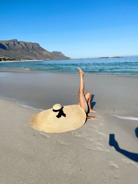 Straw hat for women Beautiful Photoshoot Ideas, Straw Sun Hat, Beautiful Photoshoot, Hat For Women, Photoshoot Ideas, Sun Hat, Straw Hat, Sun Hats, Hats For Women