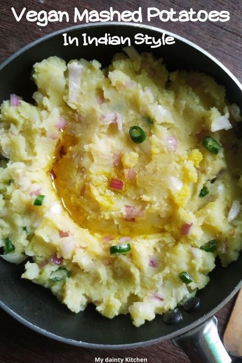 Vegan mashed potatoes in Indian style is normally known as Aloo Chokha. This is a simple and quick recipe that is good for kids/ toddlers. #mashedpotatoes, #veganrecipes Aloo Chokha Recipe, Vegan Cauliflower Recipes, Vegan Potato Recipes, Vegan Curry Recipes, Vegan Mashed Potatoes, Easy Mashed Potatoes, Easy Potato Recipes, Vegan Side Dishes, Mashed Potato Recipes