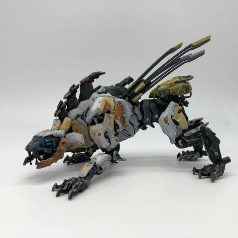 3D Printable Sawtooth from Horizon Zero Dawn by Mark Fisher Horizon Zero Dawn Robot, Mechanical Animals, Robot Animal, Horizon Zero Dawn, Stl Files, 3d Printable, Super Glue, Cute Diys, Easy Paintings