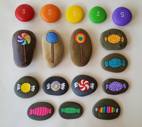 Candy!  - Painted rocks Candy Rock Painting, Candy Painted Rocks, Polishing Rocks, Polish Rocks, How To Polish Rocks, Rock Food, Candy Decorations Diy, Candy Paint, Rock Painting Tutorial