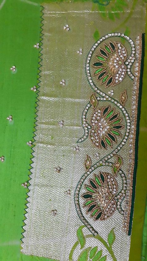 Sleeve Border Aari Work, Border Highlight Aari Work, Machine Work Blouse, Highlight Design, Simple Blouse Design, Magam Work Designs, Maggam Blouses, Magam Work, Blue Blouse Designs